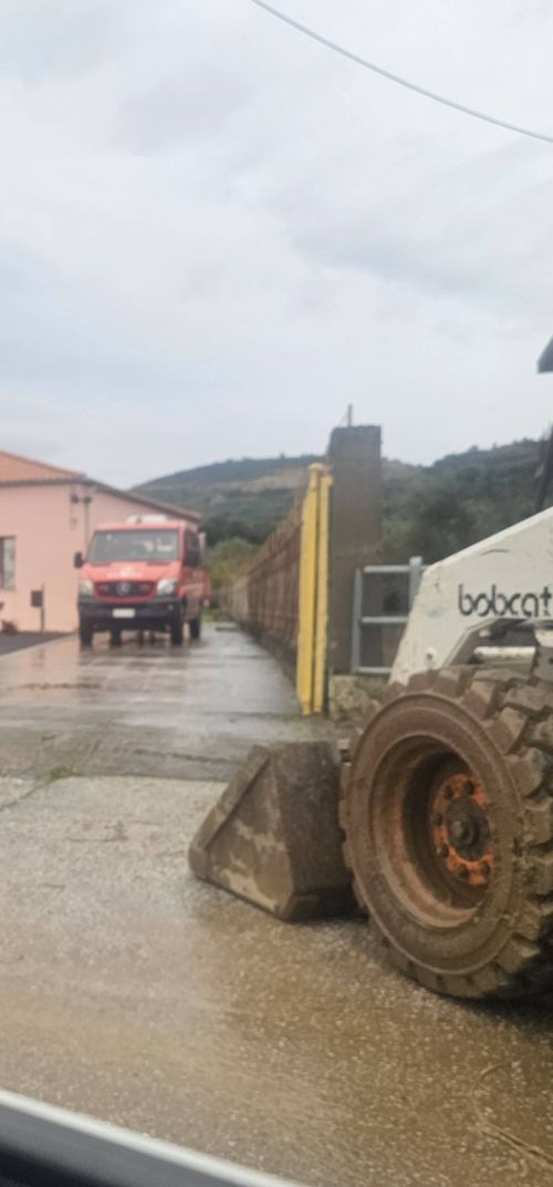 <b>Navigation tip:</b> Hover mouse on top of the right or left side of the image to see the next or previous image respectively.<br /><br />You are browsing images from the article:<br /><span class="sigProPopupCaption">Πληγωμένη η κεντρική και νoτιοδυτική Λακωνία: Δύσκολη η επόμενη ημέρα</span>