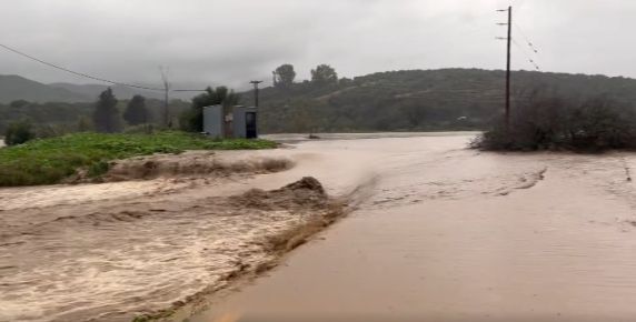 <b>Navigation tip:</b> Hover mouse on top of the right or left side of the image to see the next or previous image respectively.<br /><br />You are browsing images from the article:<br /><span class="sigProPopupCaption">Πληγωμένη η κεντρική και νoτιοδυτική Λακωνία: Δύσκολη η επόμενη ημέρα</span>