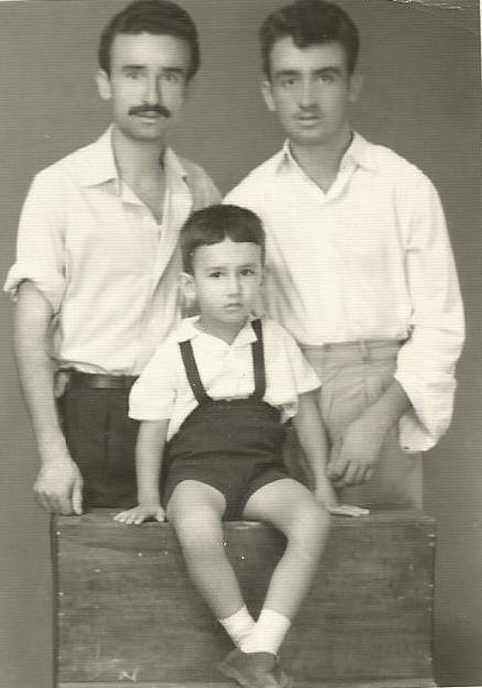 mnimes gianni mitrakou