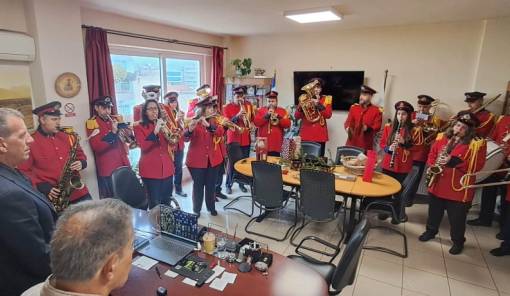 &Kappa;ά&lambda;&alpha;&nu;&tau;&alpha; &kappa;&alpha;&iota; &epsilon;&upsilon;&chi;έ&sigmaf; &gamma;&iota;&alpha; &kappa;&alpha;&lambda;ή &chi;&rho;&omicron;&nu;&iota;ά &sigma;&tau;&omicron; &Delta;&eta;&mu;&alpha;&rho;&chi;&epsilon;ί&omicron; &Sigma;&pi;ά&rho;&tau;&eta;&sigmaf;