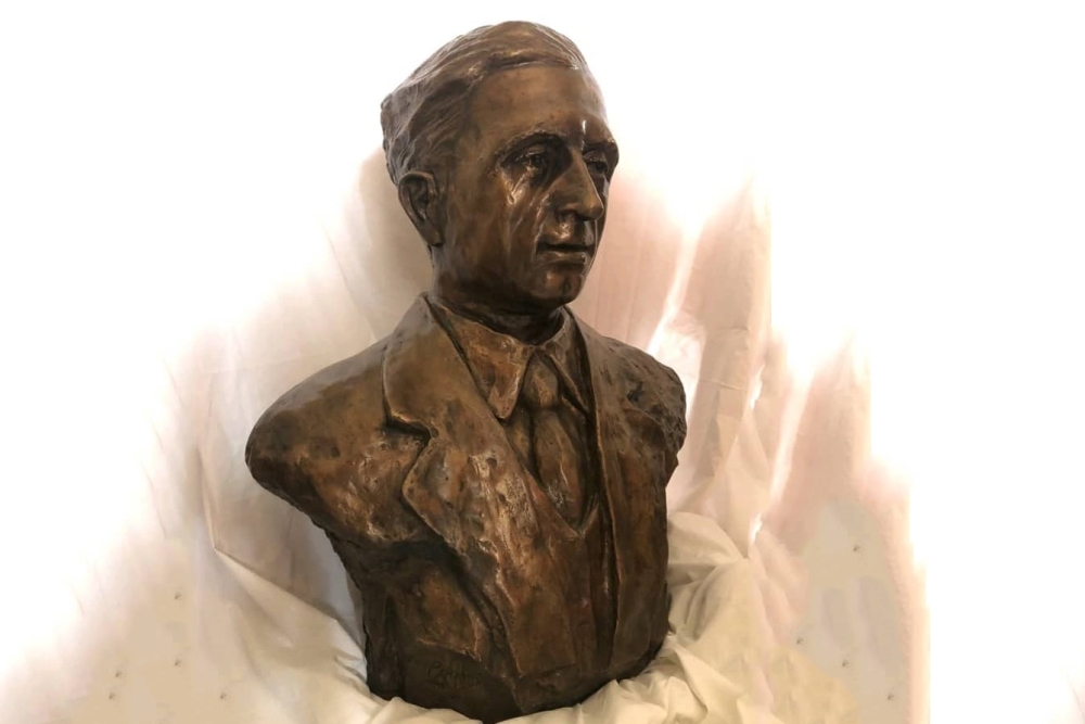 Γιατί δεν έχει τοποθετηθεί ακόμα η προτομή του ήρωα της Αντίστασης Χρ. Καρβούνη;