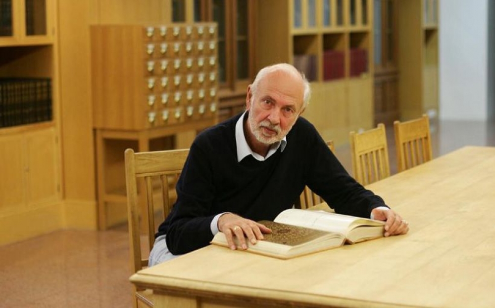 &Alpha;&kappa;&alpha;&delta;&eta;&mu;&alpha;ϊ&kappa;ό&sigmaf; &omicron; Ά&gamma;&gamma;&epsilon;&lambda;&omicron;&sigmaf; &Delta;&epsilon;&lambda;&eta;&beta;&omicron;&rho;&rho;&iota;ά&sigmaf;