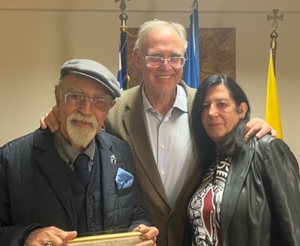 &Sigma;&tau;&alpha; &alpha;&zeta;ή&tau;&eta;&tau;&alpha; &eta; &delta;&omega;&rho;&epsilon;ά &tau;&eta;&sigmaf; &nu;&omicron;&mu;&iota;&sigma;&mu;&alpha;&tau;&iota;&kappa;ή&sigmaf; &sigma;&upsilon;&lambda;&lambda;&omicron;&gamma;ή&sigmaf; &Delta;. &Delta;&omicron;ύ&kappa;&alpha;;