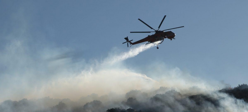 &Upsilon;&pi;ό &mu;&epsilon;&rho;&iota;&kappa;ό έ&lambda;&epsilon;&gamma;&chi;&omicron; &kappa;&alpha;&iota; &eta; &phi;&omega;&tau;&iota;ά &sigma;&tau;&omicron; &Sigma;&iota;&delta;&eta;&rho;ό&kappa;&alpha;&sigma;&tau;&rho;&omicron; &Alpha;&nu;. &Mu;ά&nu;&eta;&sigmaf;
