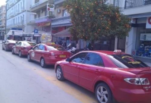 Ξεσηκώνονται οι ταξιτζήδες στη Σπάρτη για το νέο νομοσχέδιο