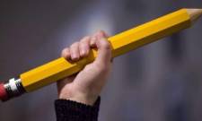 &laquo;&Delta;ί&pi;&lambda;&alpha;&raquo; &sigma;&tau;&iota;&sigmaf; &delta;&iota;&omega;&kappa;ό&mu;&epsilon;&nu;&epsilon;&sigmaf; &epsilon;&kappa;&pi;&alpha;&iota;&delta;&epsilon;&upsilon;&tau;&iota;&kappa;&omicron;ύ&sigmaf; &omicron;&iota; &Upsilon;&pi;ά&lambda;&lambda;&eta;&lambda;&omicron;&iota; &Pi;&Epsilon; &Lambda;&alpha;&kappa;&omega;&nu;ί&alpha;&sigmaf;