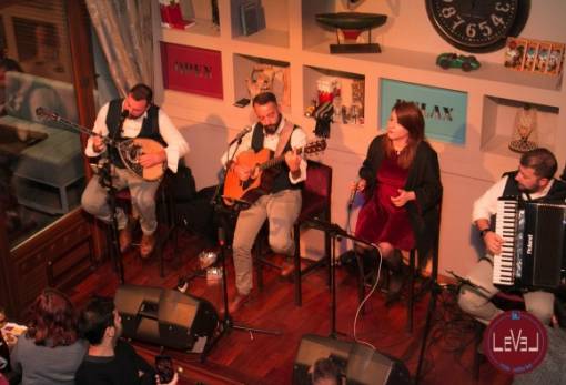 «Όλα τριγύρω αλλα...Ζουν» με τα τραγούδια του Ηλ. Καππάκου στο «Level»!