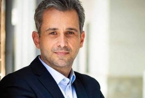 Στηρίζει τη νεολαία με νέο δωρεάν σεμινάριο ο «συνήθης ύποπτος» Γ. Κεραμιδάς