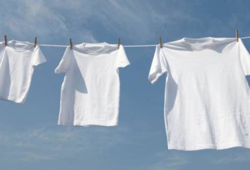 Πώς να πλύνεις σωστά τα ρούχα σου