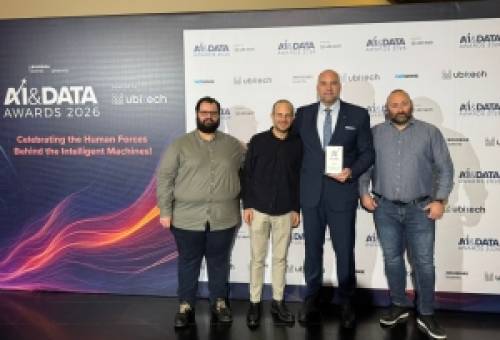 Βράβευση της Περιφέρειας Πελοποννήσου για την τουριστική εφαρμογή Thèa