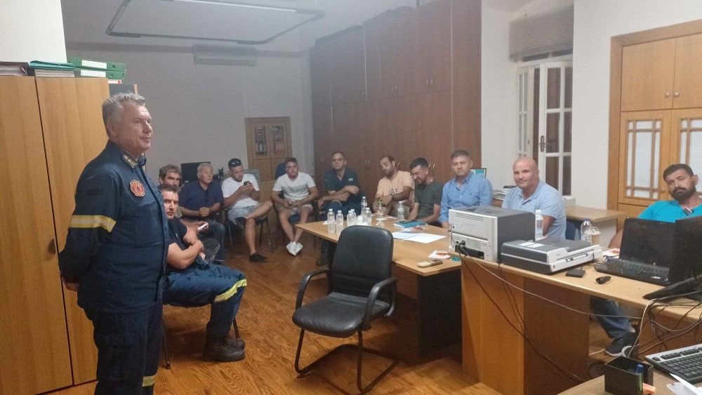 Στην αφετηρία για εθελοντικό πυροσβεστικό σταθμό στο Γεράκι