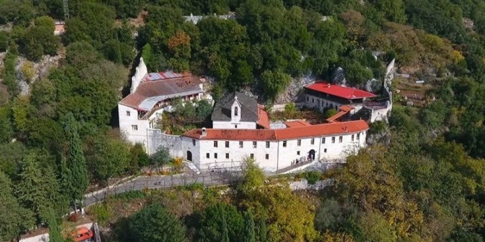 &Eta; &Pi;&alpha;&nu;&alpha;&gamma;ί&alpha; &tau;&eta;&sigmaf; &Delta;&omicron;&upsilon;&rho;&alpha;&chi;ά&nu;&eta;&sigmaf; (&Iota;&omega;ά&nu;&nu;&iota;&nu;&alpha;)