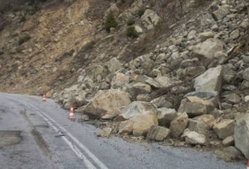 Κατολίσθηση στην Ε.Ο. Σπάρτης-Καλαμάτας