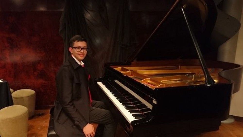 Με τη Συμφωνική Ορχήστρα Κύπρου ο 16χρονος Π. Δρακόπουλος από τη Μονεμβασιά!