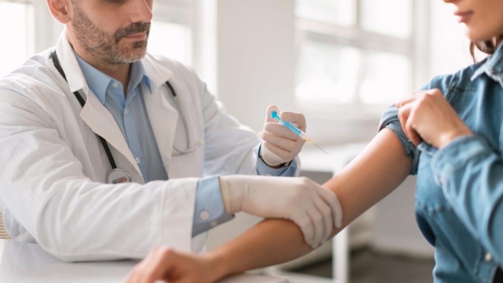 Ξεκινάει ο εμβολιασμός κατά της εποχικής γρίπης