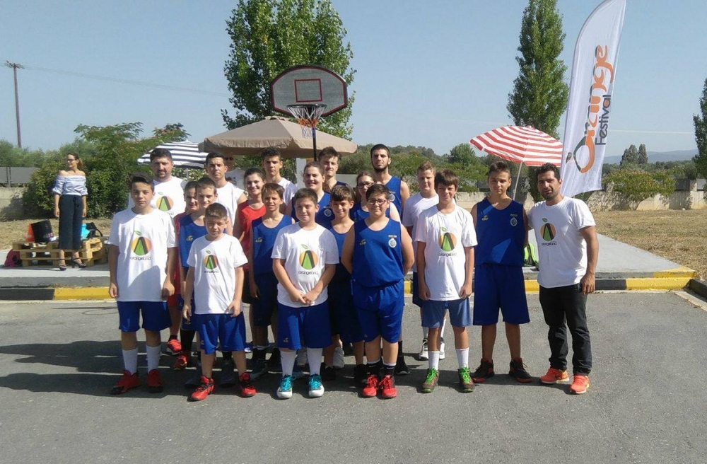 &Sigma;&upsilon;&nu;&epsilon;&chi;ί&zeta;&omicron;&nu;&tau;&alpha;&iota; &omicron;&iota; &delta;&rho;ά&sigma;&epsilon;&iota;&sigmaf; &tau;&omicron;&upsilon; &laquo;Orange Festival 2017&raquo; (&Phi;&Omega;&Tau;&Omicron;)