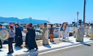 &Sigma;&epsilon; &laquo;&pi;έ&lambda;&alpha;&gamma;&omicron;&raquo; &epsilon;&lambda;&epsilon;&upsilon;&theta;&epsilon;&rho;ί&alpha;&sigmaf; &kappa;&alpha;&iota; &pi;ί&sigma;&tau;&eta;&sigmaf; &eta; &Epsilon;&lambda;&alpha;&phi;ό&nu;&eta;&sigma;&omicron;&sigmaf; &gamma;&iota;ό&rho;&tau;&alpha;&sigma;&epsilon; &tau;&omicron; &delta;&iota;&pi;&lambda;ό &omicron;&rho;ό&sigma;&eta;&mu;&omicron;