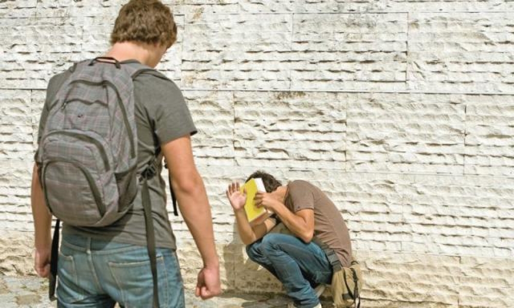 Αδιανόητη η εφηβική βία στην Ελλάδα