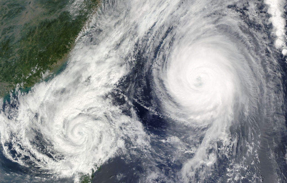 &Gamma;&iota;&alpha;&tau;ί &omicron;&iota; &tau;&upsilon;&phi;ώ&nu;&epsilon;&sigmaf; &delta;&epsilon;&nu; &pi;&lambda;&eta;&sigma;&iota;ά&zeta;&omicron;&upsilon;&nu; &pi;&omicron;&tau;έ &tau;&omicron;&nu; &iota;&sigma;&eta;&mu;&epsilon;&rho;&iota;&nu;ό