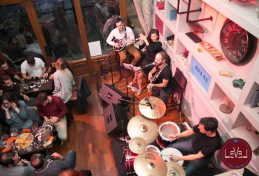 Με την ορχήστρα του Τ. Σκιαδά πέφτει η αυλαία των live στο «Level»