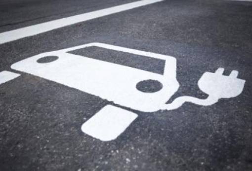 EV: Πού πάνε οι μπαταρίες των ηλεκτρικών οχημάτων για να… «πεθάνουν»