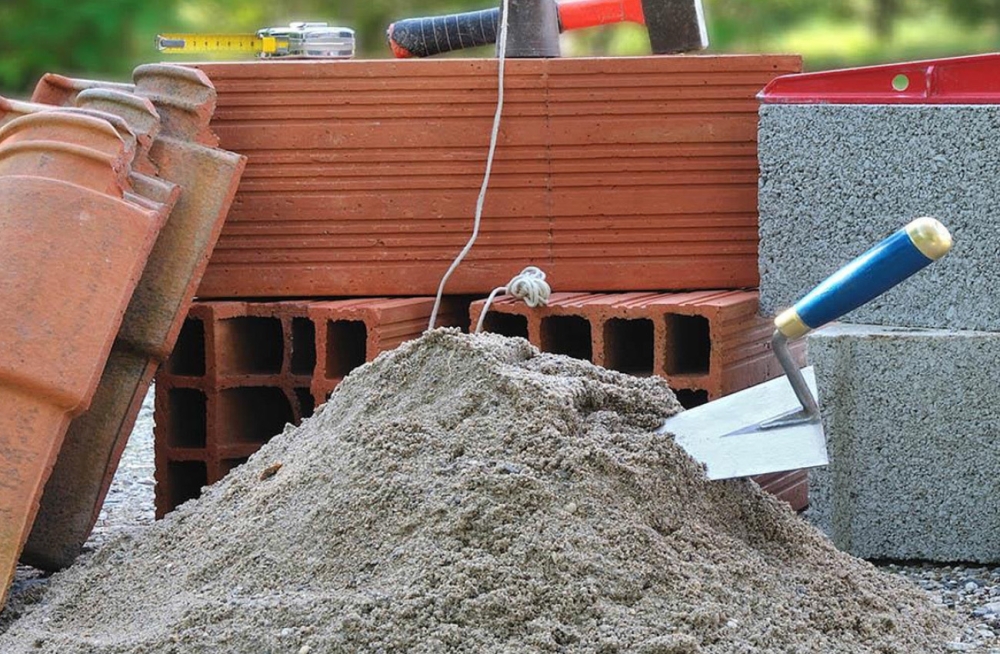 &Omicron;&iota;&kappa;&omicron;&delta;&omicron;&mu;&iota;&kappa;ά &upsilon;&lambda;&iota;&kappa;ά: &Sigma;&upsilon;&nu;&epsilon;&chi;ί&zeta;&omicron;&nu;&tau;&alpha;&iota; &omicron;&iota; &alpha;&nu;&alpha;&tau;&iota;&mu;ή&sigma;&epsilon;&iota;&sigmaf;