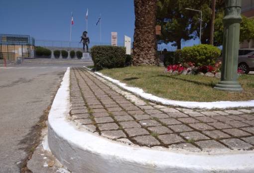 Ασπρίσαμε και σας περιμένουμε, αλλά μετ’ εμποδίων...