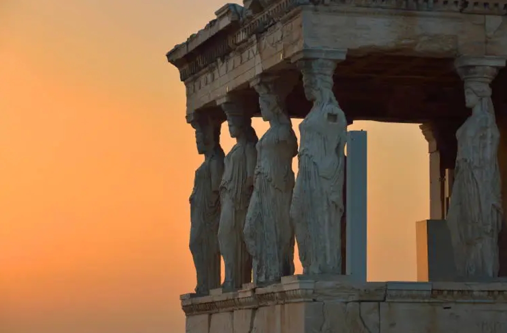 &Epsilon;&lambda;&epsilon;&upsilon;&theta;&epsilon;&rho;ί&alpha; &kappa;&alpha;&iota; &kappa;ά&lambda;&lambda;&omicron;&sigmaf;