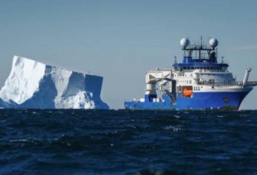 Ανταρκτική: Επιστήμονες εντόπισαν ζωή κάτω από τεράστιο παγόβουνο που έσπασε