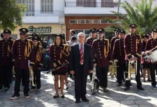 Ζωή γεμάτη μελωδίες: Ο Κώστας Κεκέρης αποχαιρετά τη Φιλαρμονική Μολάων μετά από 41 χρόνια