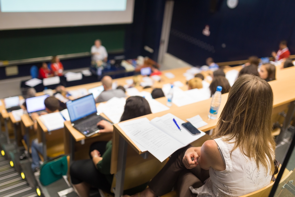 &Mu;έ&chi;&rho;&iota; &Pi;&alpha;&rho;&alpha;&sigma;&kappa;&epsilon;&upsilon;ή (26/4) &omicron;&iota; &alpha;&iota;&tau;ή&sigma;&epsilon;&iota;&sigmaf; &kappa;&alpha;&tau;&rsquo; &epsilon;&xi;&alpha;ί&rho;&epsilon;&sigma;&eta; &mu;&epsilon;&tau;&epsilon;&gamma;&gamma;&rho;&alpha;&phi;ώ&nu; &phi;&omicron;&iota;&tau;&eta;&tau;ώ&nu;