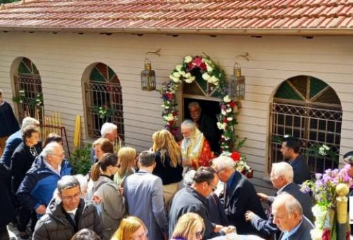 Πανηγυρική Αρχιερατική Θεία Λειτουργία  στην ΙΜ Ζωοδόχου Πηγής Καστρίου