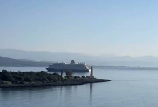 Κρουαζιερόπλοιο «έδεσε»  ανήμερα του Πάσχα στο Γύθειο