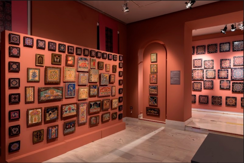 &laquo;&Eta; &pi;&rho;&omicron;&sigma;&omega;&pi;&iota;&kappa;ή &kappa;&alpha;&iota; &eta; &pi;&alpha;&gamma;&kappa;ό&sigma;&mu;&iota;&alpha; &alpha;&lambda;ή&theta;&epsilon;&iota;&alpha; &nu;&alpha; &sigma;&upsilon;&nu;&alpha;&nu;&tau;&eta;&theta;&omicron;ύ&nu;&raquo;