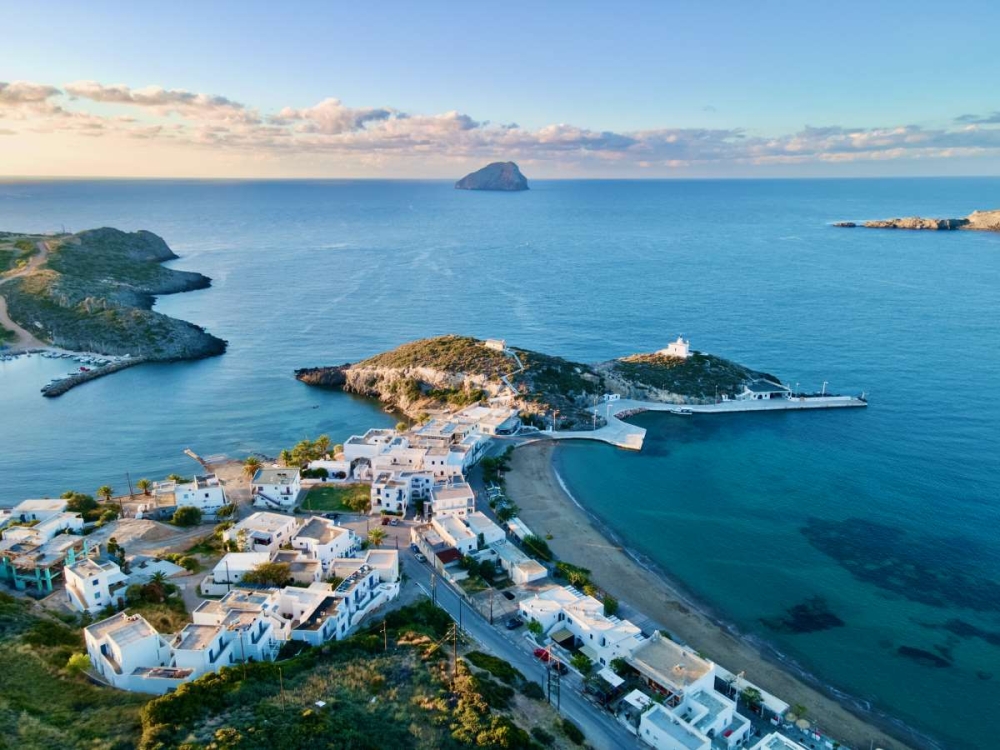 &Kappa;ύ&theta;&eta;&rho;&alpha;: 7 &lambda;ό&gamma;&omicron;&iota; &gamma;&iota;&alpha; &nu;&alpha; &beta;ά&lambda;&epsilon;&iota;&sigmaf; &tau;&omicron; &nu;&eta;&sigma;ί &sigma;&tau;&alpha; &kappa;&alpha;&lambda;&omicron;&kappa;&alpha;&iota;&rho;&iota;&nu;ά &sigma;&omicron;&upsilon; &sigma;&chi;έ&delta;&iota;&alpha;