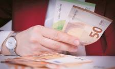 e-&Epsilon;&Phi;&Kappa;&Alpha; &ndash; &Omicron;&Pi;&Epsilon;&Kappa;&Alpha;: &Pi;ό&tau;&epsilon; &mu;&pi;&alpha;ί&nu;&omicron;&upsilon;&nu; &sigma;&upsilon;&nu;&tau;ά&xi;&epsilon;&iota;&sigmaf; &kappa;&alpha;&iota; &epsilon;&pi;&iota;&delta;ό&mu;&alpha;&tau;&alpha;