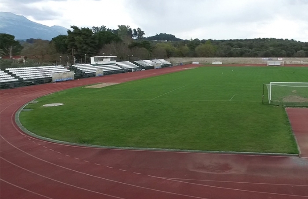 &Gamma;&iota;&alpha;&tau;ί έ&kappa;&lambda;&epsilon;&iota;&sigma;&epsilon; &tau;&omicron; &Delta;&eta;&mu;&omicron;&tau;&iota;&kappa;ό &Sigma;&tau;ά&delta;&iota;&omicron; &Sigma;&pi;ά&rho;&tau;&eta;&sigmaf;