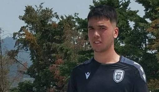 &Sigma;&tau;&omicron; &laquo;&mu;&iota;&kappa;&rho;&omicron;&sigma;&kappa;ό&pi;&iota;&omicron;&raquo; &tau;&omicron;&upsilon; &Pi;&Alpha;&Omicron;&Kappa; &Beta;&rsquo; &omicron; &Lambda;ά&kappa;&omega;&nu;&alpha;&sigmaf; &Pi;&alpha;&nu;&alpha;&gamma;&iota;ώ&tau;&eta;&sigmaf; &Mu;&alpha;&nu;&iota;ά&tau;&eta;&sigmaf;