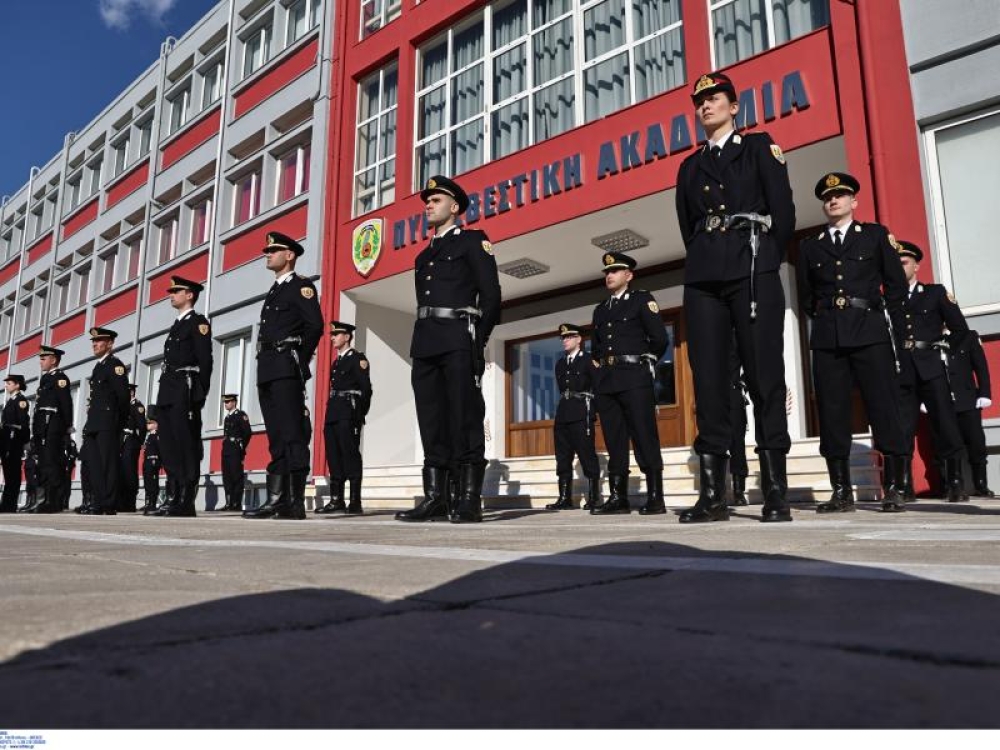 &Pi;&alpha;&nu;&epsilon;&lambda;&lambda;ή&nu;&iota;&epsilon;&sigmaf; 2026: &Sigma;&epsilon; &Phi;&Epsilon;&Kappa; &omicron; &alpha;&rho;&iota;&theta;&mu;ό&sigmaf; &tau;&omega;&nu; &epsilon;&iota;&sigma;&alpha;&kappa;&tau;έ&omega;&nu; &sigma;&tau;&eta; &Sigma;&chi;&omicron;&lambda;ή &Pi;&upsilon;&rho;&omicron;&sigma;&beta;&epsilon;&sigma;&tau;ώ&nu;