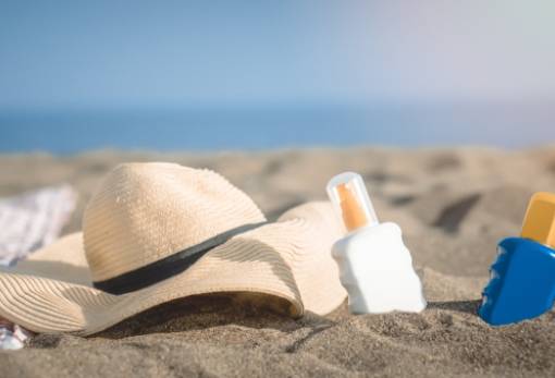 Επιστήμονες ζητούν επειγόντως έρευνες για τη ζημιά που κάνει το αντηλιακό στη θαλάσσια ζωή