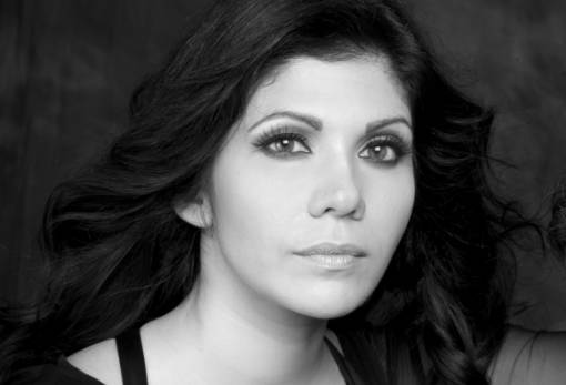 Στην Παναγία Μυρτιδιώτισσα Βελανιδίων ψέλνει η Ν. Καραντζή τη Μ. Εβδομάδα