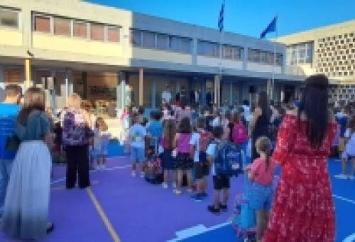 Επιστροφή στα θρανία με όνειρα αλλά και «μέτωπα» στη Λακωνία