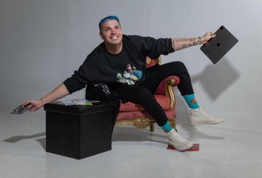 Εξώφυλλο σε δημοφιλές νεανικό περιοδικό ο Σπαρτιάτης Τζ. Βαρούνης