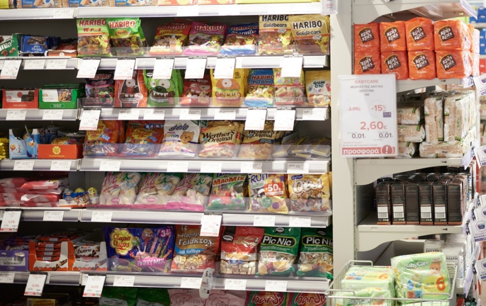 Πάνω από 2.000 προϊόντα με χαμηλότερες τιμές στα ράφια των σούπερ μάρκετ