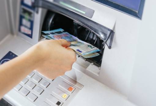 Ανατροπή στις τράπεζες: Αλλάζουν οι λογαριασμοί