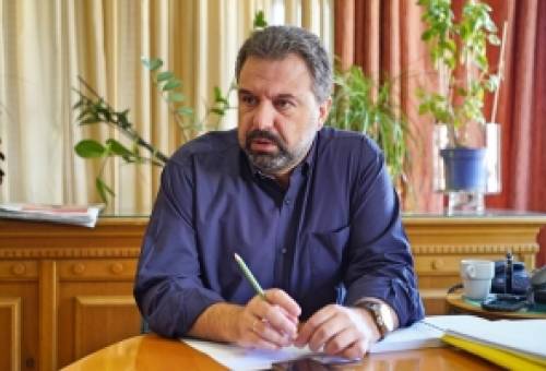 Σ. Αραχωβίτης: «Kαθαρός ουρανός, αστραπές δεν φοβάται»