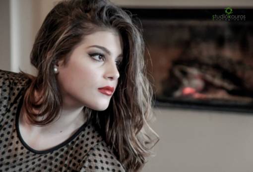 Στη φωτογράφιση της όμορφης Μαρινέλλας