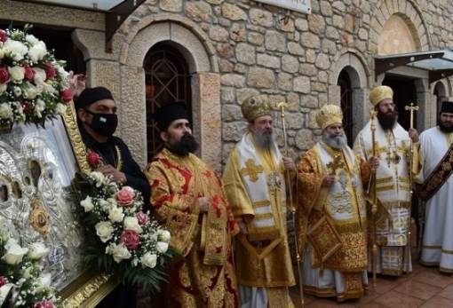 Γιόρτασε την πολιούχο του το Γύθειο (ΦΩΤΟ)