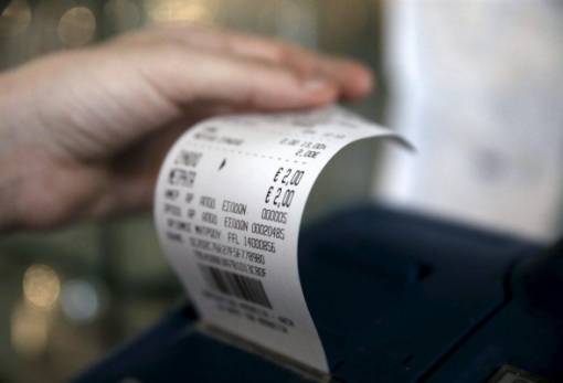 Κομισιόν: Καλεί την Ελλάδα να συμμορφωθεί στην οδηγία για τον ΦΠΑ εντός δύο μηνών