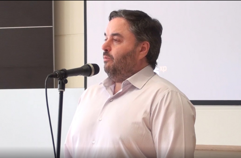 Διήγημα του Π. Αλεξανδράκη στο βιβλίο «Δευτέρα και 13»